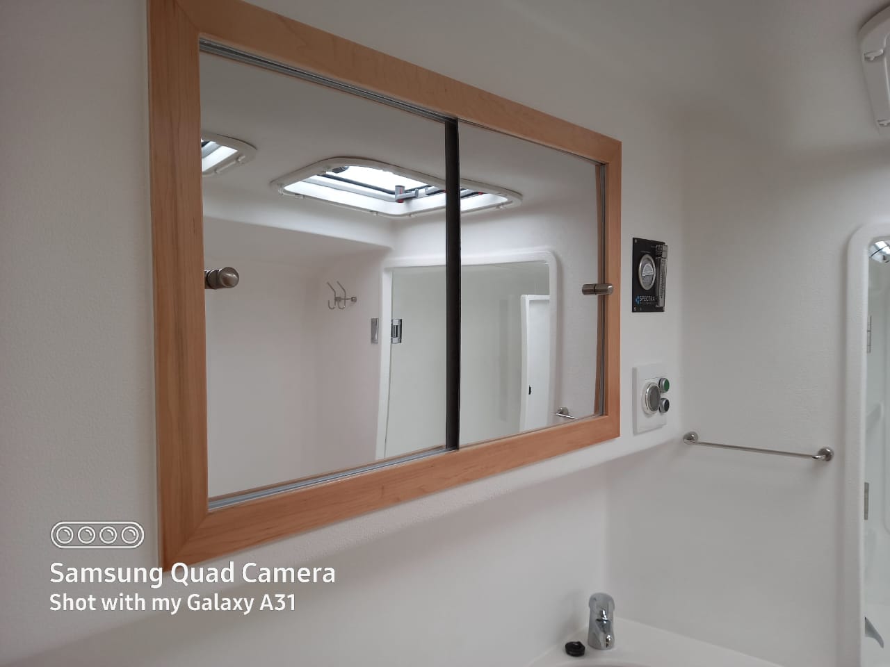 whatsapp image 2025 11 06 at 19.48.35 aa02dfff